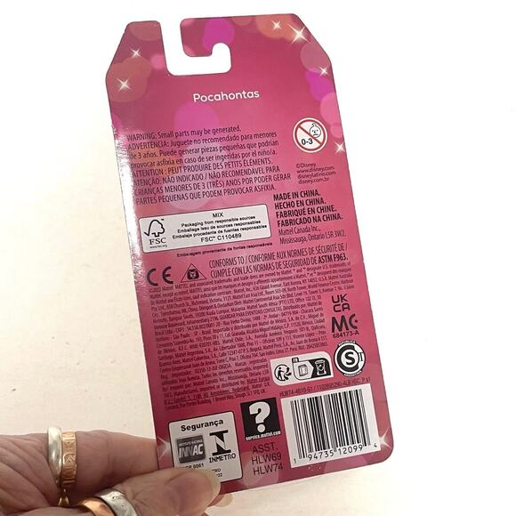 Disney Princess Mattel Dolls Pocahontas New in Packaging - Picture 3 of 3